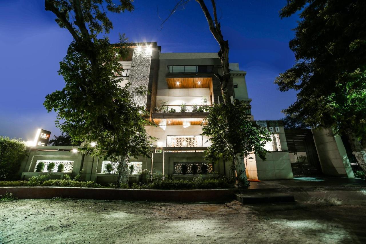 Collection O Motif South City 1 Near Appu Ghar Gurgaon Exterior foto